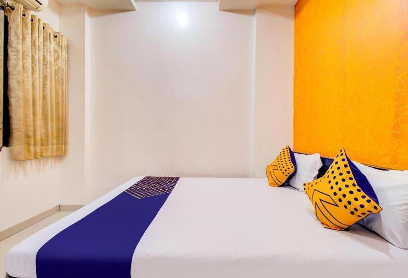 호텔 Spot On 44978  Galaxy Inn