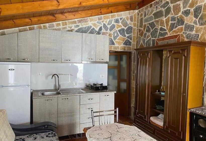 פנסיון Guest Rooms Arbri