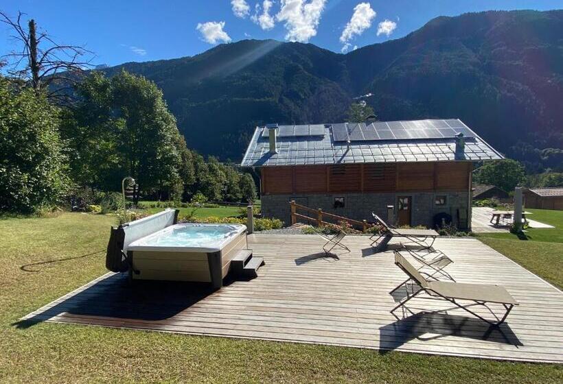 B & B Chalet Plan