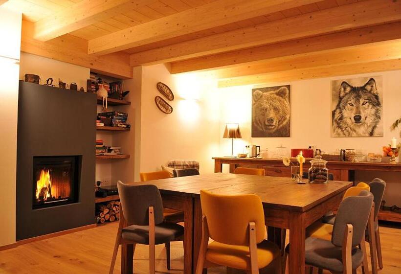 B & B Chalet Plan