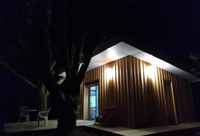 Bed and Breakfast Le Chalet Du Bord De L'eau