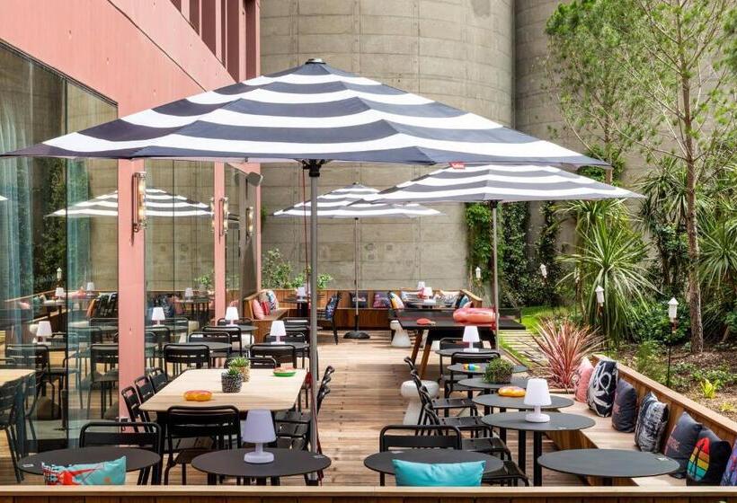 בית מלון כפרי Moxy Bordeaux