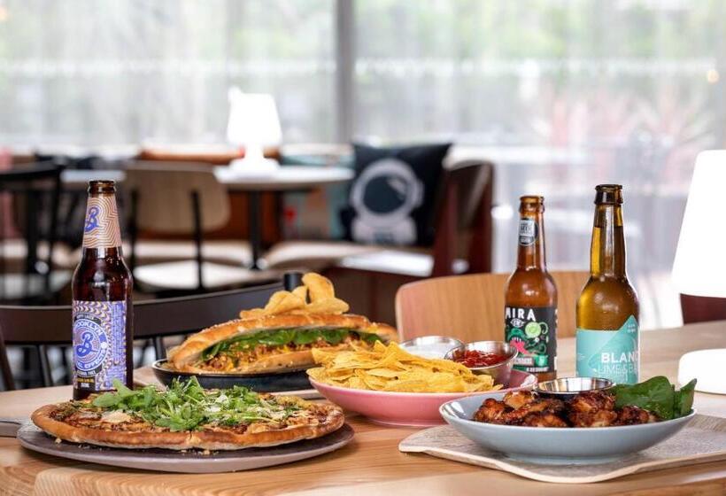 בית מלון כפרי Moxy Bordeaux