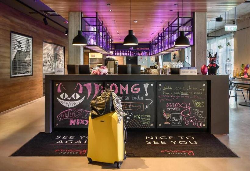 هتل Moxy Dresden Neustadt