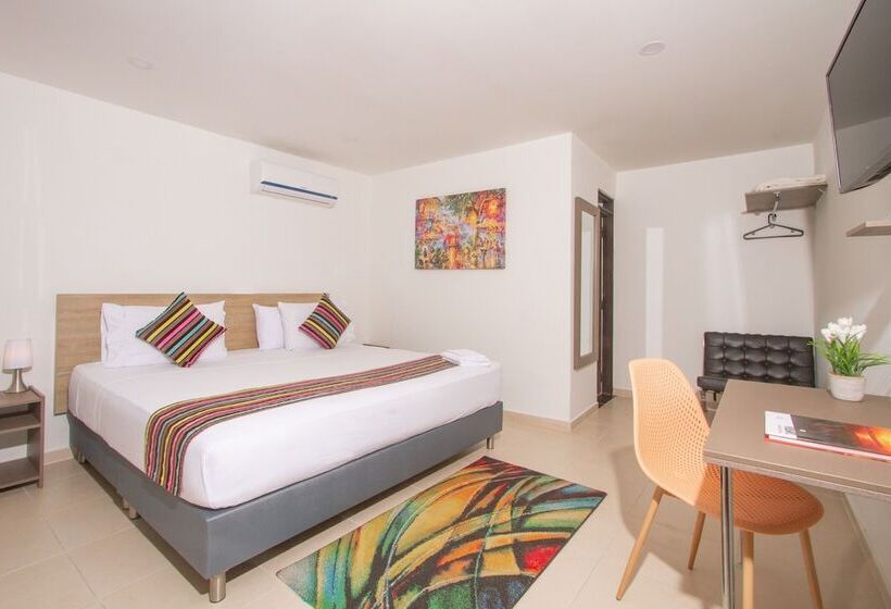 هتل Vanguardia Natural