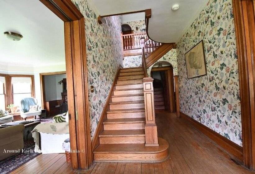 Laurel River Club Bed & Breakfast Or Lrcbnb