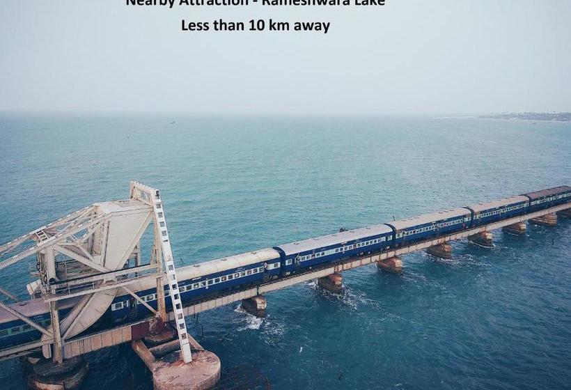 펜션 Oyo 78682 Silver Clouds Home Stay