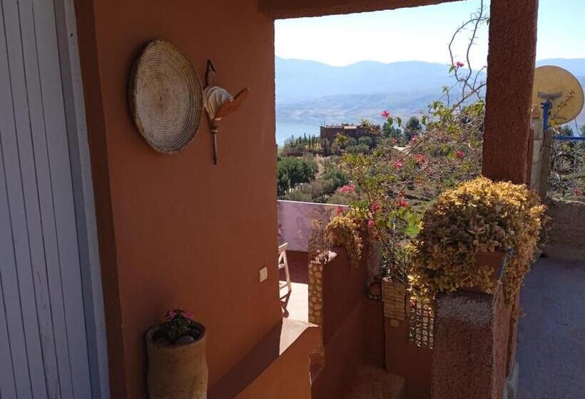 تختخواب و صبحانه Abla Room