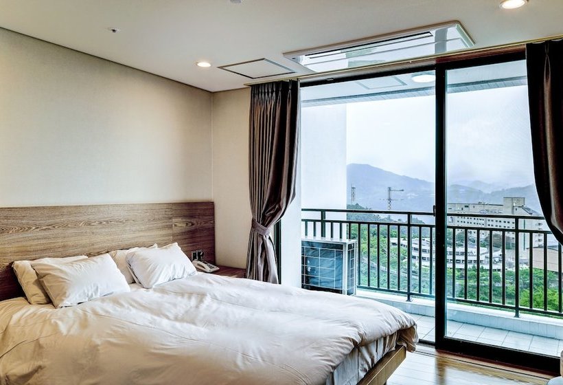 فندق Cheongpung Resort Hill House