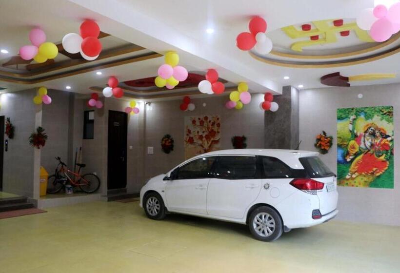 בית מלון כפרי Krishna Dreams