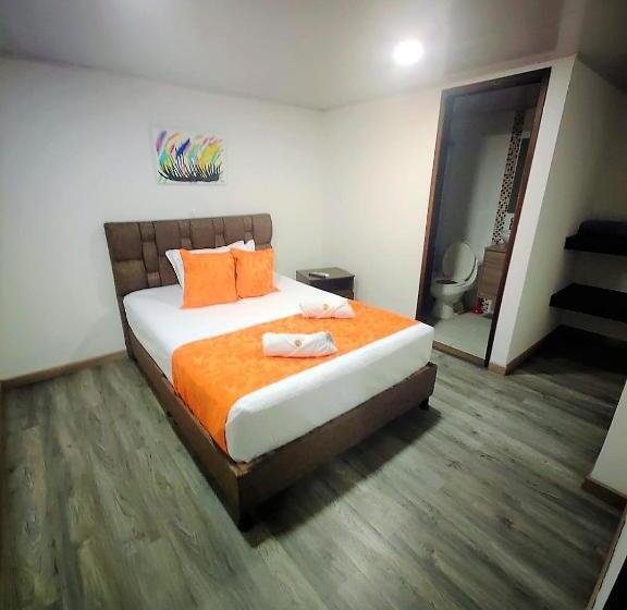 هتل Kristal Ferial