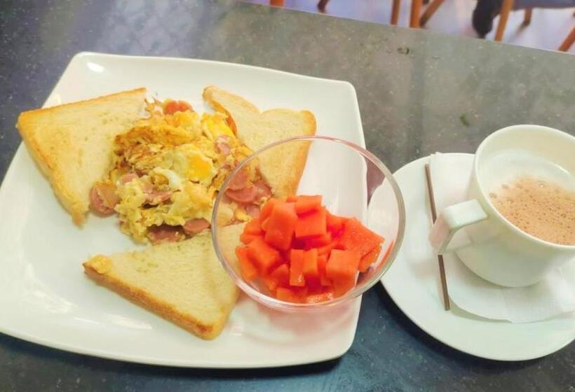 هتل Kristal Ferial