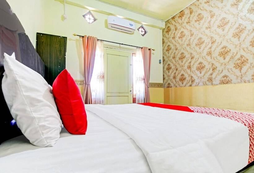 هتل Oyo 90307 Fj Alfaeyza Kost