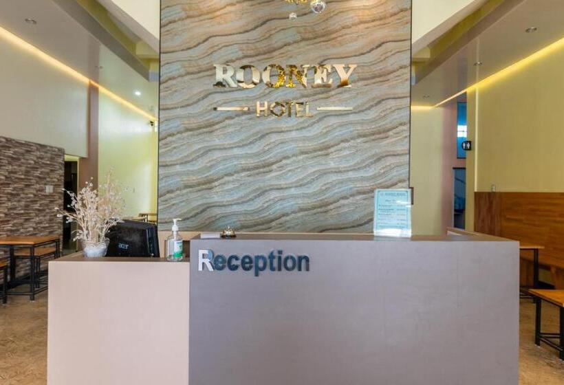 هتل Reddoorz Plus Near Ramayana Pematangsiantar