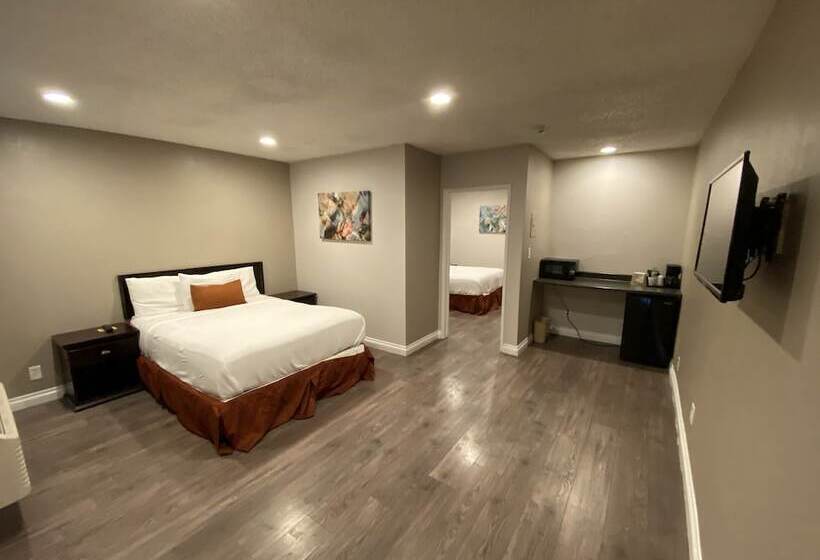 ホテル Anaheim Executive Inn & Suites