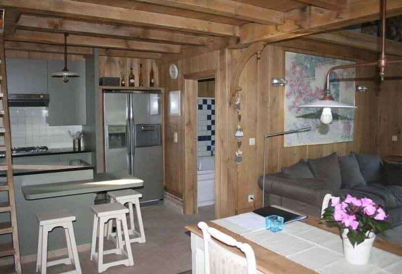 Отель B&b Domein Leegendael