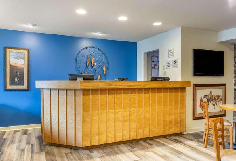 Отель Econo Lodge Cherokee Near River Park