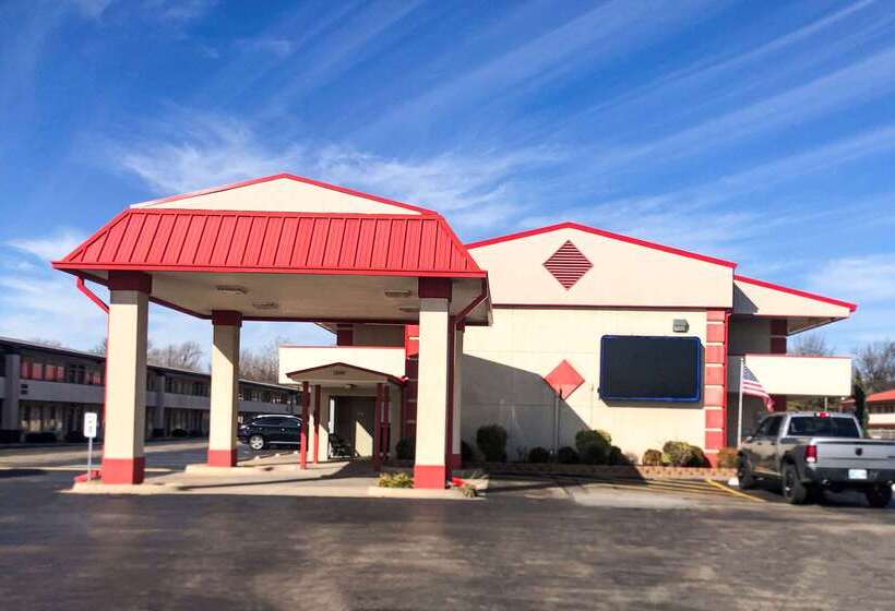 בית מלון כפרי Econo Lodge