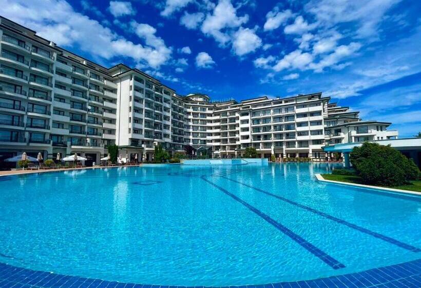 هتل Emerald Beach Resort & Spa