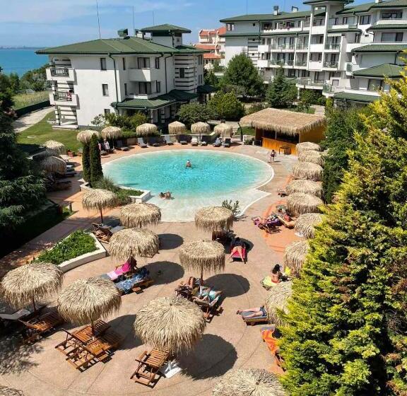 هتل Emerald Beach Resort & Spa