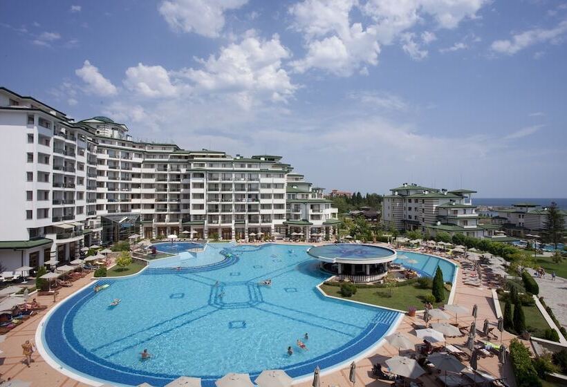 هتل Emerald Beach Resort & Spa