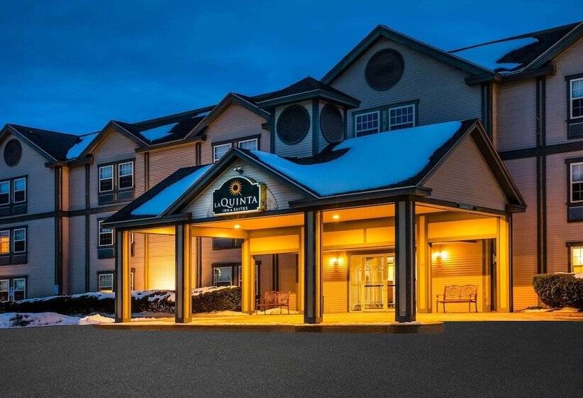 בית מלון כפרי The Inn At St Albans Trademark Collection By Wyndham