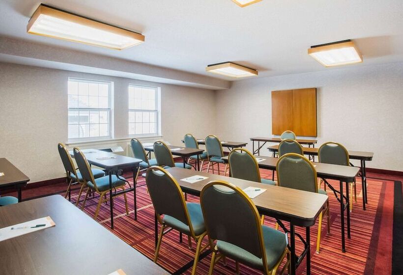 בית מלון כפרי The Inn At St Albans Trademark Collection By Wyndham