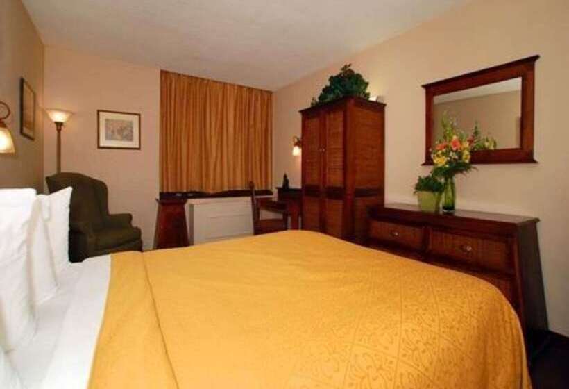 فندق Quality Inn Massena