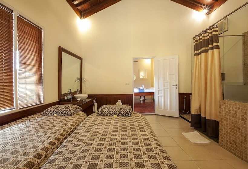 Отель The Beverly Hills Bali A Luxury Villas & Spa
