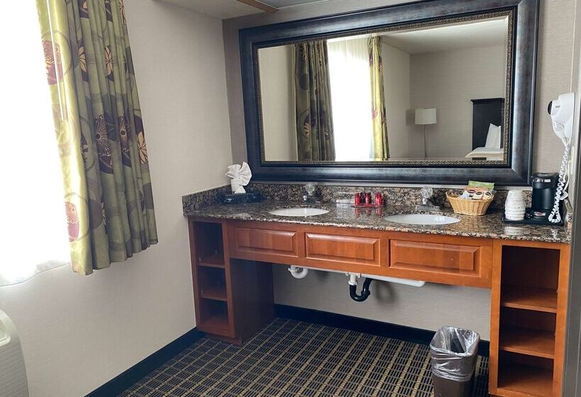 فندق Wingate By Wyndham Gunnison Near Western Colorado University