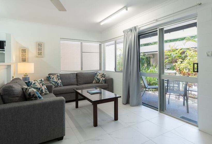 Lychee Tree Holiday Apartments