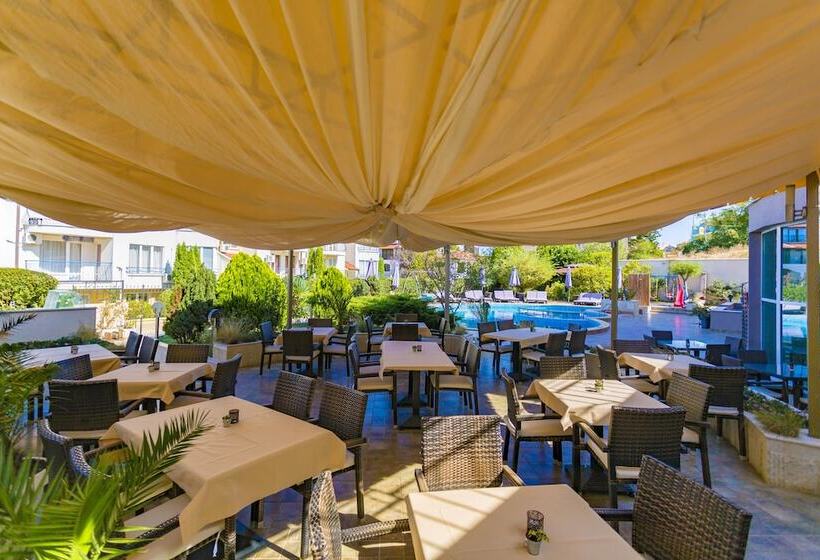 Selena Beach Family Hotel   All Inclusive Light