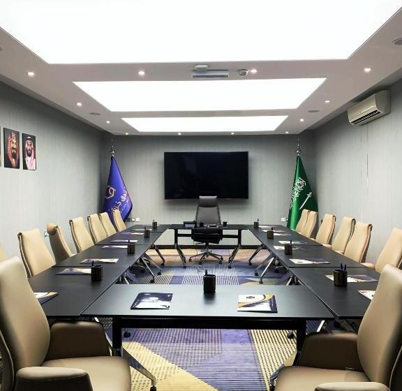فندق Gorash
