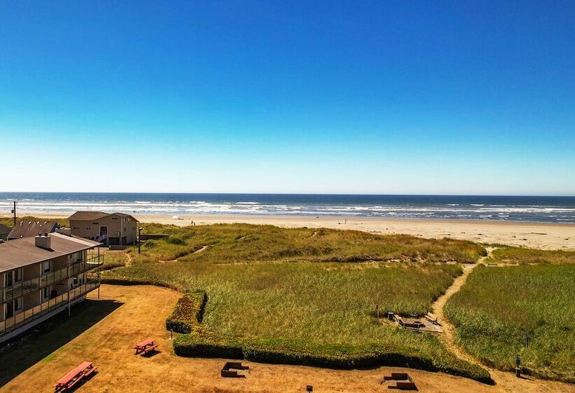 فندق Hi Tide Resort