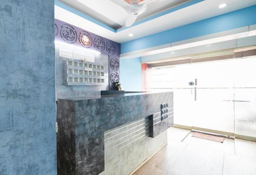 酒店 Spot On 60650 Lake View
