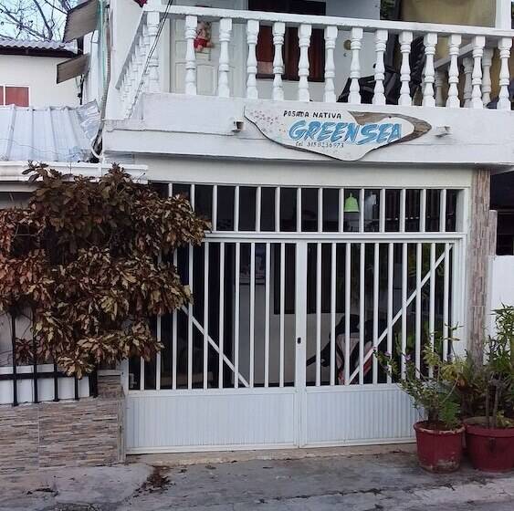 پانسیون Room In Apartment   Green Sea Villa Helen Inn Located At Kilometer 4 Circunvalar