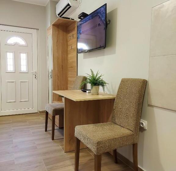 هاستل Centar Lux 2