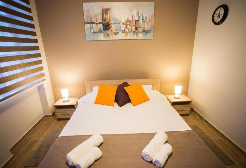 هاستل Centar Lux 2