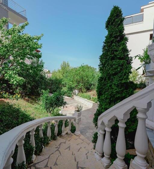هتل Divo Palace