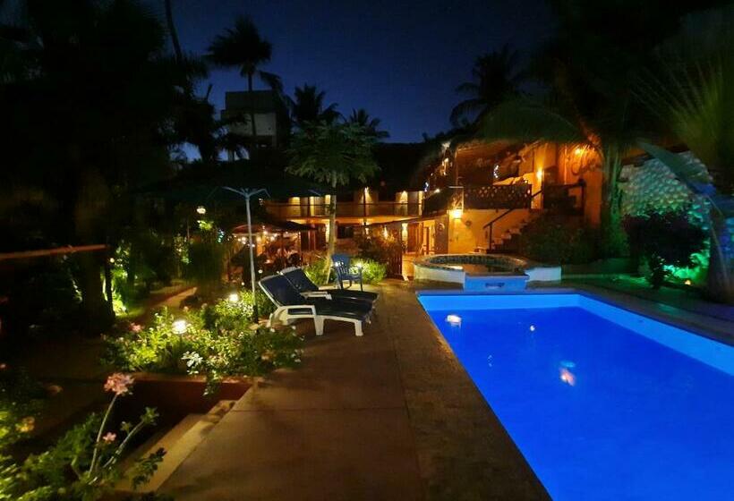 هتل Ito Swiss Oasis   Playa Zicatela   Adults Only