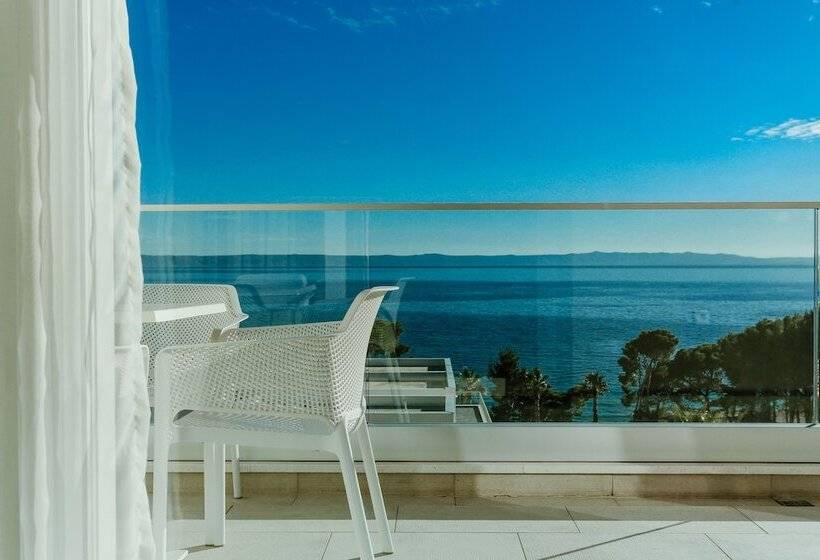 Romana Beach Resort
