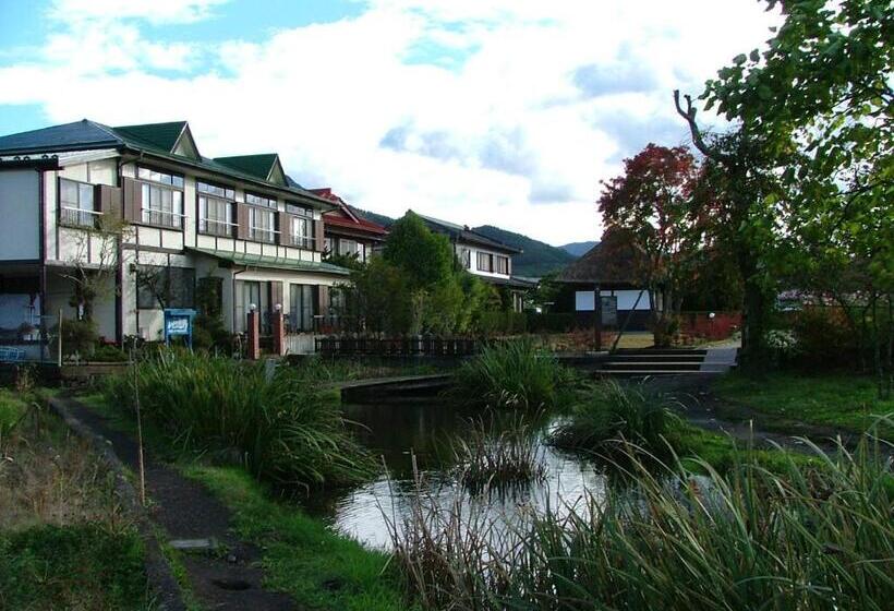 ريوكان Lake Oshino