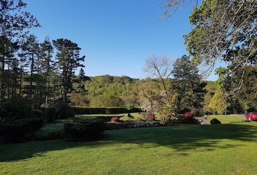 Great Trethew Manor Hotel & Self Catering Lodges