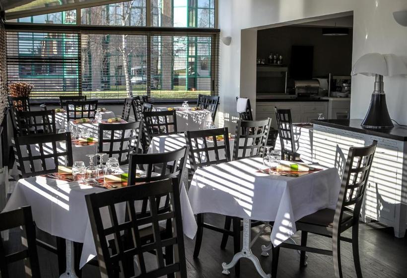 בית מלון כפרי Initial By Balladins Genève / Stgenispouilly