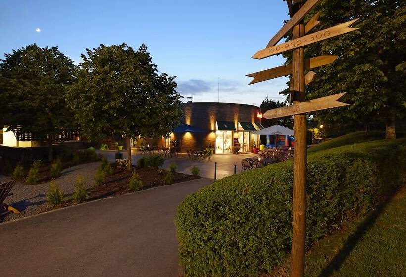 ホテル Montdespins Domaine De Vacances, Vakantiedomein Dennenheuvel