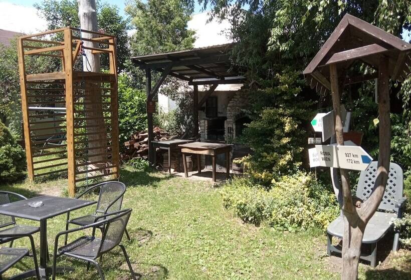 هتل Pension Fontana Svitavy