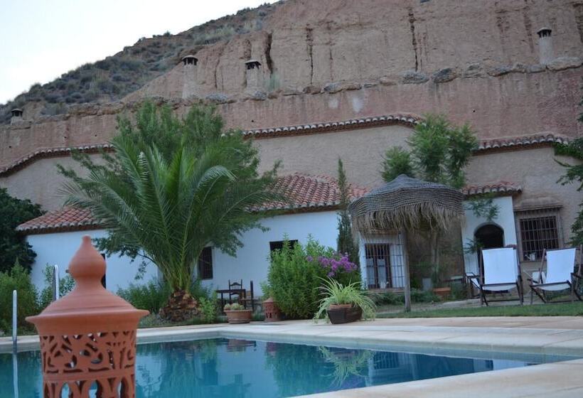 Hotel Rural Cuevas Almagruz