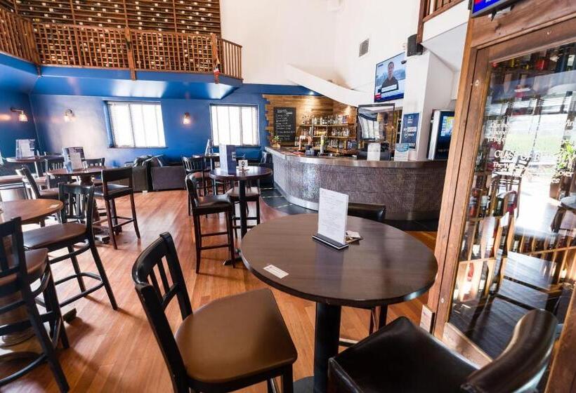 هتل Sporting Lodge Inn Middlesbrough