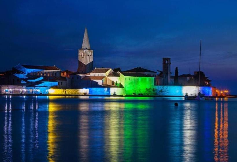 پانسیون Apartments And Rooms With Parking Space Porec   6917