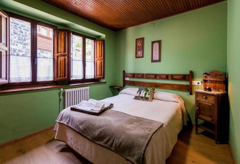 膳宿费 Hostal Peña Santa